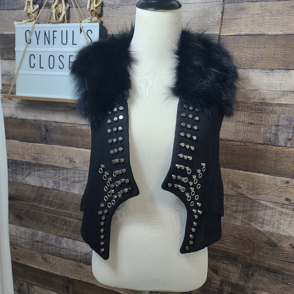 TOV Holy G Inc vest - Picture 3 of 17